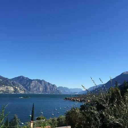 Casa Delfina 布雷佐内加尔达